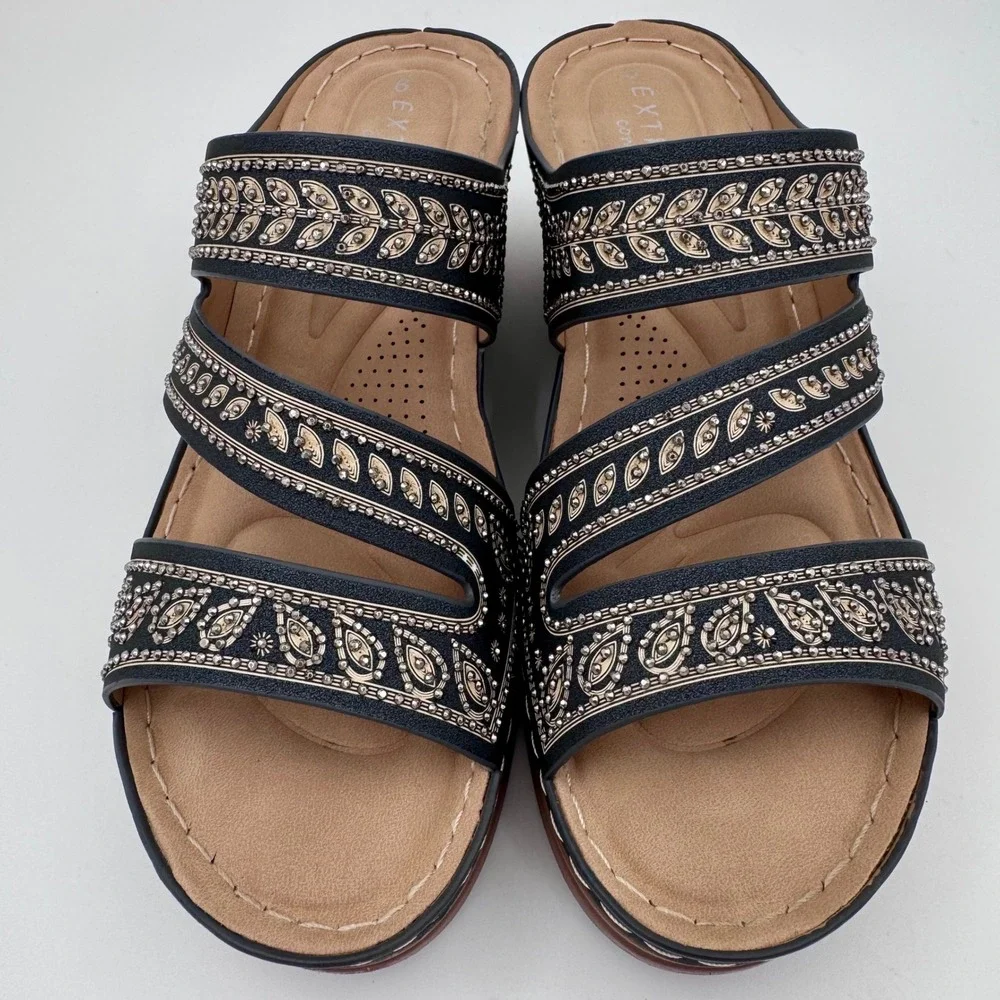 Extreme Comfort Womens Navy Blue Embroidered Wedge Slide Sandals Size 6 EU 36‎